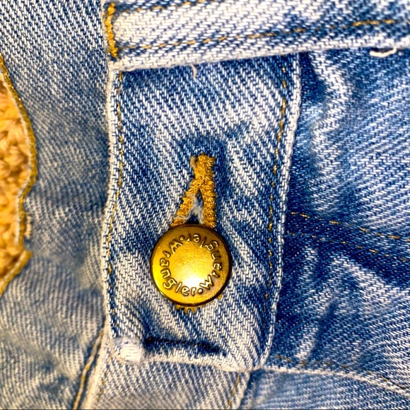 Men’s Wrangler Jean Shorts - Picture 4 of 11